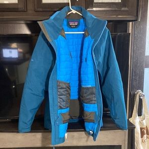 Patagonia insulated powderbowl ski jacket